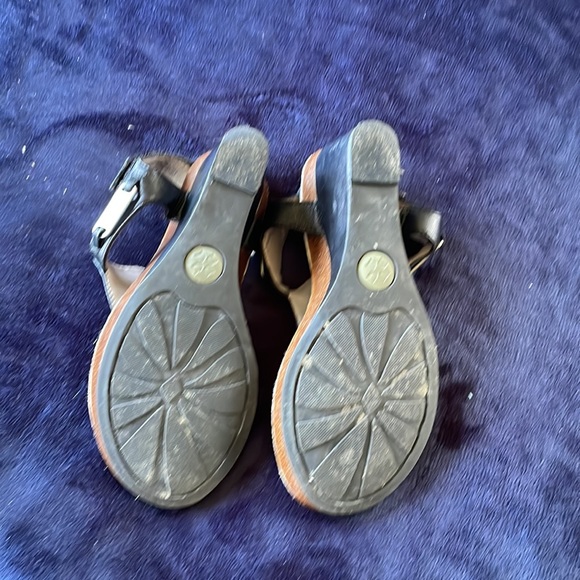 Naturalizer sandals - Picture 3 of 3